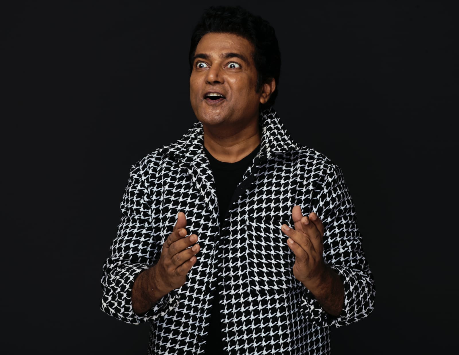 Navin Prabhakar media photo 3